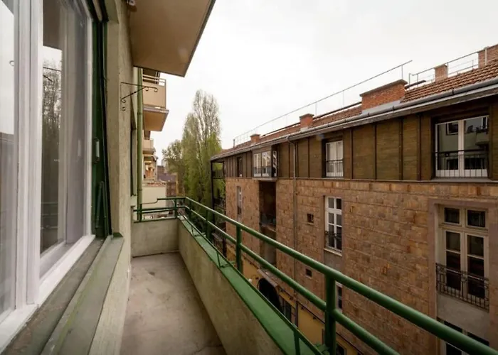 Lejlighed Art Deco 3 Bedroom, 3 Bathroom, Balcony Budapest