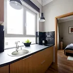 Art Deco 3 Bedroom, 3 Bathroom, Balcony Budapest