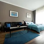Lägenhet Art Deco 3 Bedroom, 3 Bathroom, Balcony *