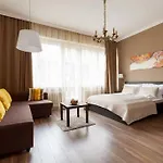Lägenhet Art Deco 3 Bedroom, 3 Bathroom, Balcony Budapest