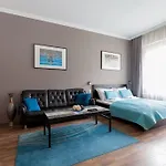 Art Deco 3 Bedroom, 3 Bathroom, Balcony Budapeste