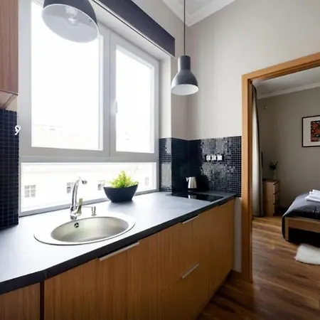 Art Deco 3 Bedroom, 3 Bathroom, Balcony Budapešť