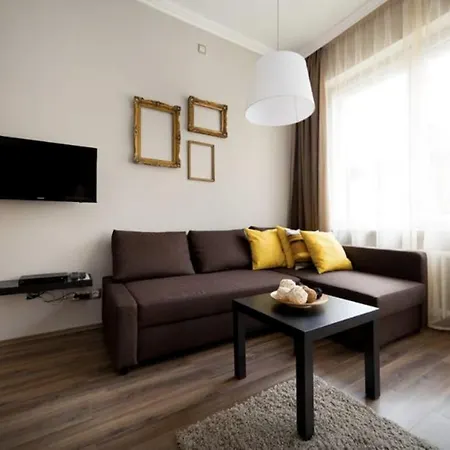 Art Deco 3 Bedroom, 3 Bathroom, Balcony Budapešť