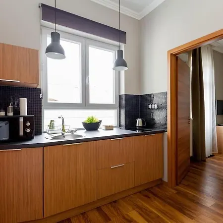 Apartmán Art Deco 3 Bedroom, 3 Bathroom, Balcony *